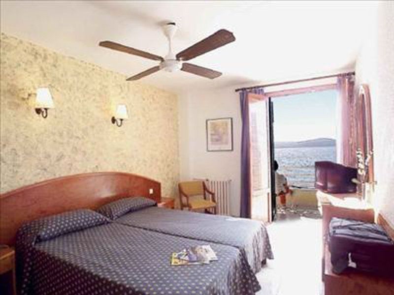 Carabela Hotel Peguera Bagian luar foto