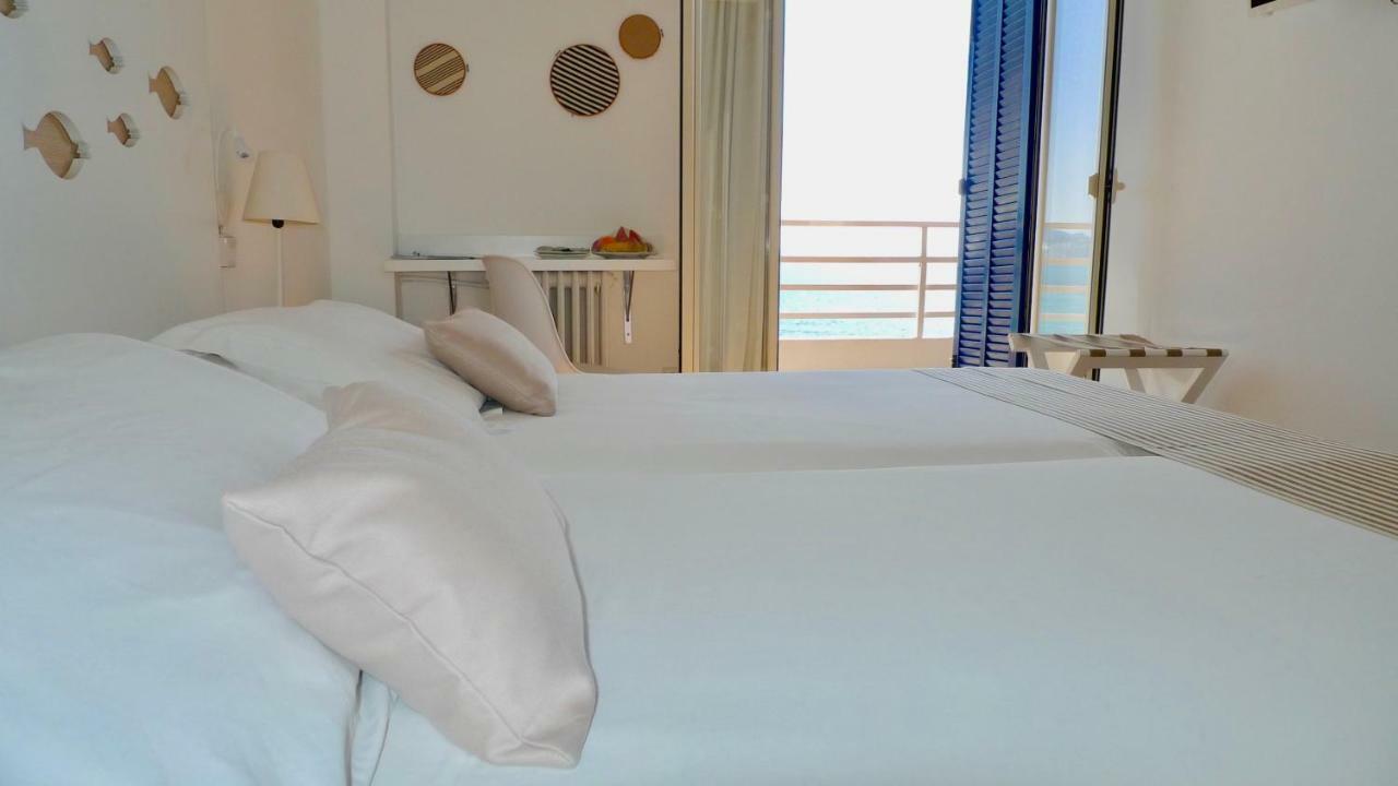 Carabela Hotel Peguera Bagian luar foto